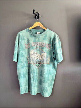 Vintage 90s Prairie Mountain Mt Rushmore All Over Print Tee Forest Camo XL